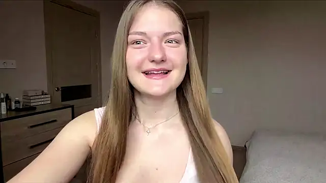 lizzzanatooo online show from May 31, 7:37 am
