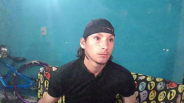 MrKingsaintx online show from June 16, 1:30 am