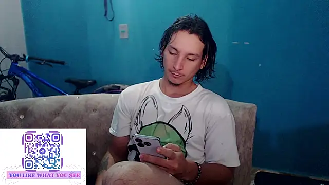 MrKingsaintx online show from June 27, 11:04 am