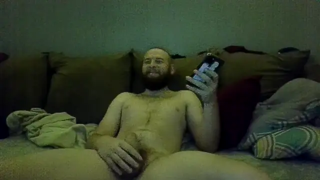 Snapshot of SBdoesitbest chatting on June 4, 7:09 pm SBdoesitbest online show from June 4, 7:09 pm