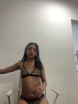 CarlaHilton online show from May 30, 8:28 pm