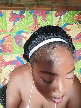 Snapshot of ravencurvy chatting on June 2, 2:08 pm ravencurvy online show from June 2, 2:08 pm
