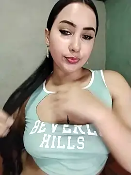 Snapshot of shantall_cute chatting on June 5, 5:40 pm shantall cute online show from June 5, 5:40 pm