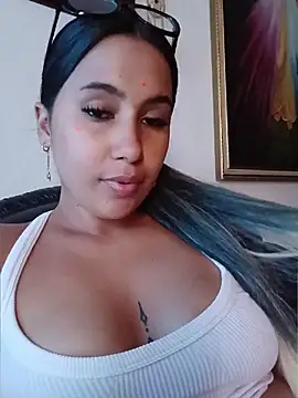 shantall cute online show from July 16, 6:36 pm