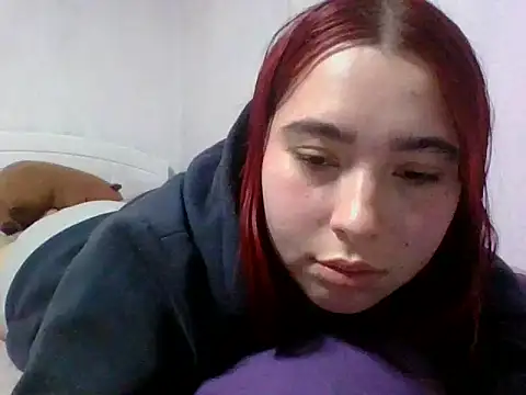 Snapshot of Annisofi000 chatting on June 11, 1:16 am Annisofi000 online show from June 11, 1:16 am