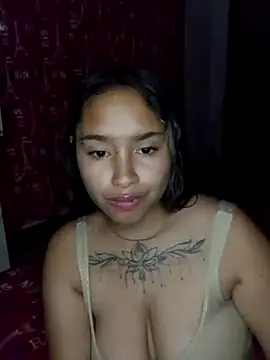 Snapshot of Evangeline_Salas chatting on June 13, 2:20 am Evangeline Salas online show from June 13, 2:20 am