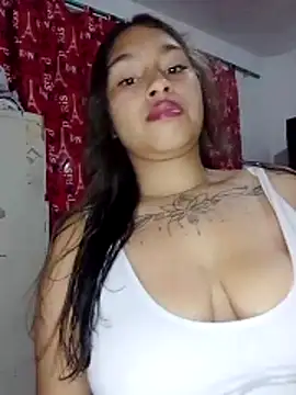 Snapshot of Evangeline_Salas chatting on June 14, 2:20 am Evangeline Salas online show from June 14, 2:20 am