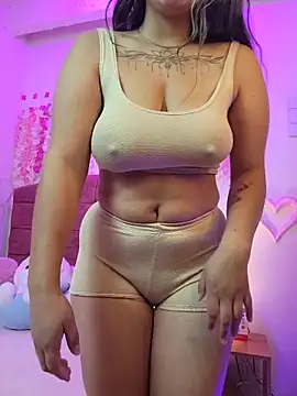 Snapshot of Evangeline_Salas chatting on June 18, 2:10 pm Evangeline Salas online show from June 18, 2:10 pm