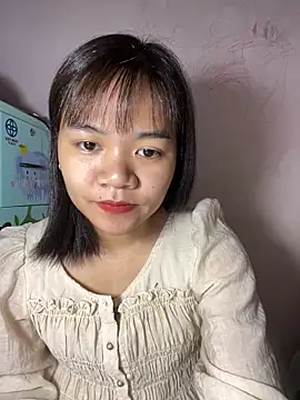 Snapshot of Ari_baby9 chatting on June 14, 9:06 pm Ari baby9 online show from June 14, 9:06 pm