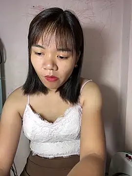 Snapshot of Ari_baby9 chatting on June 15, 9:17 pm Ari baby9 online show from June 15, 9:17 pm