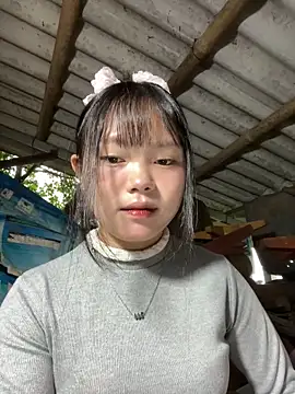Snapshot of BabyLyly20 chatting on June 9, 12:55 am BabyLyly20 online show from June 9, 12:55 am