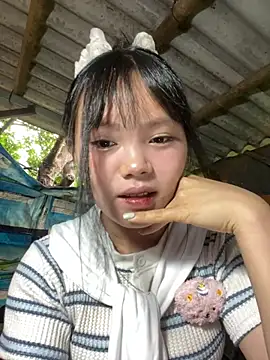Snapshot of BabyLyly20 chatting on June 10, 1:28 am BabyLyly20 online show from June 10, 1:28 am