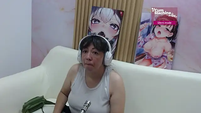 Snapshot of Susan_Pussy chatting on June 6, 11:48 am Susan Pussy online show from June 6, 11:48 am