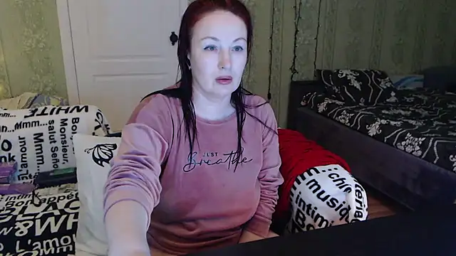 MarleneDietrich online show from February 21, 9:45 am