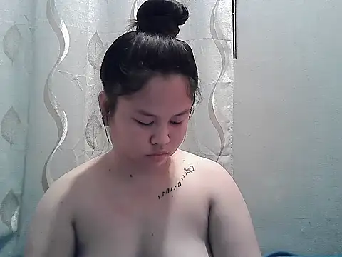 ThePrettySecret online show from June 7, 10:19 am