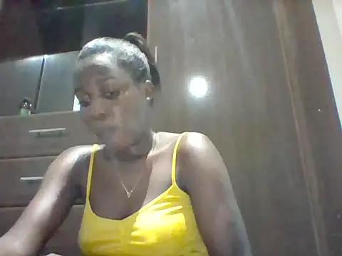Snapshot of zainaxxxxx chatting on June 8, 3:56 pm zainaxxxxx online show from June 8, 3:56 pm