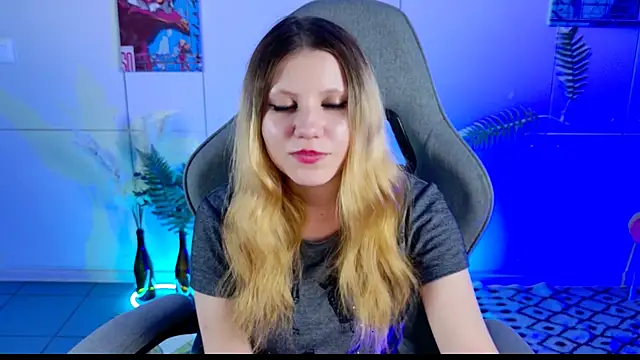 LilitEverly online show from July 2, 6:47 pm