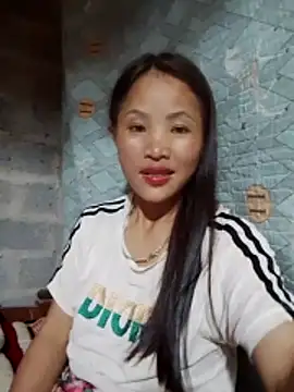 Snapshot of Malin_9k chatting on June 5, 3:35 am Malin 9k online show from June 5, 3:35 am