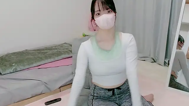 Hikari  o00 online show from July 1, 11:04 pm