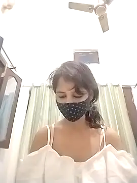 cutieNancy89 online show from July 23, 11:13 pm