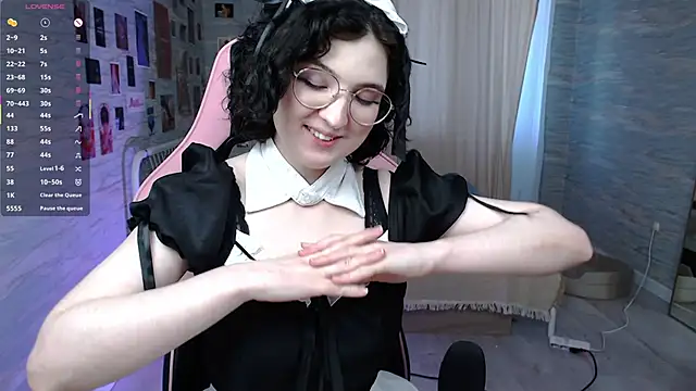 JackieApplePie online show from June 21, 3:09 am