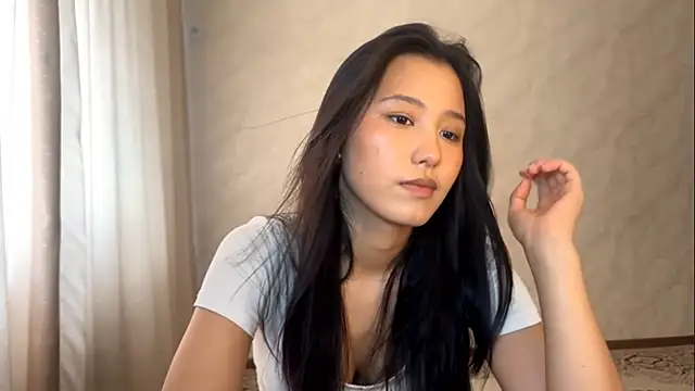 Snapshot of AikoHokonu chatting on July 6, 6:54 am AikoHokonu online show from July 6, 6:54 am