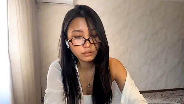 Snapshot of AikoHokonu chatting on July 23, 7:17 am AikoHokonu online show from July 23, 7:17 am