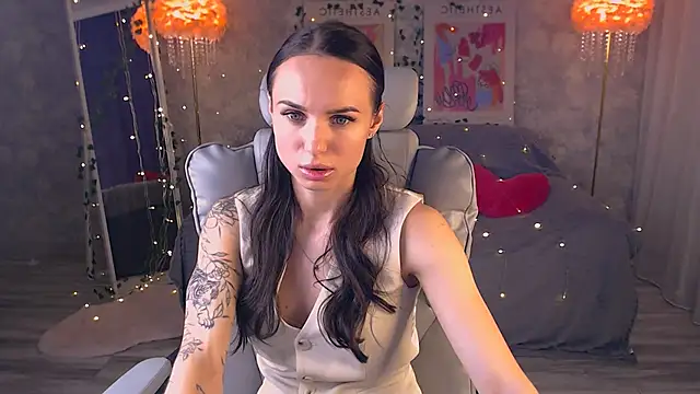 Snapshot of NicoleMerz chatting on May 31, 3:30 pm NicoleMerz online show from May 31, 3:30 pm