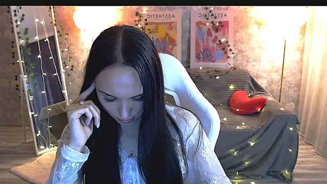 Snapshot of NicoleMerz chatting on June 13, 7:12 pm NicoleMerz online show from June 13, 7:12 pm