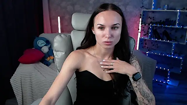 NicoleMerz online show from August 3, 3:38 pm