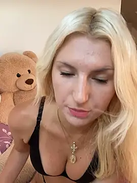 MimiLliiyy online show from July 11, 4:43 pm