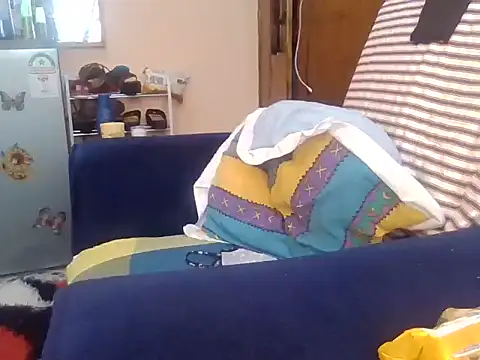 Snapshot of Preety_Myla chatting on June 11, 6:44 am Preety Myla online show from June 11, 6:44 am