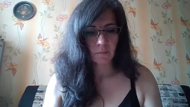 Miss Heliena online show from June 6, 7:46 am