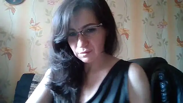 Miss Heliena online show from June 10, 7:51 am