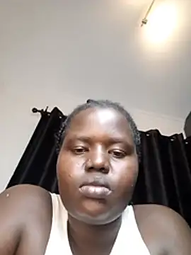 Snapshot of melaninglasskin chatting on June 12, 10:30 pm melaninglasskin online show from June 12, 10:30 pm