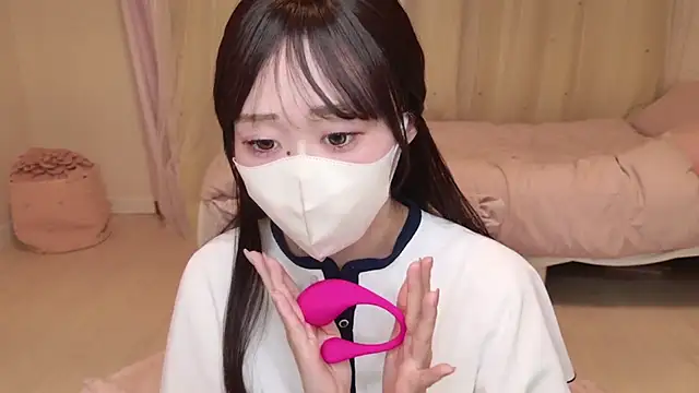 YURInya  online show from June 28, 12:11 pm