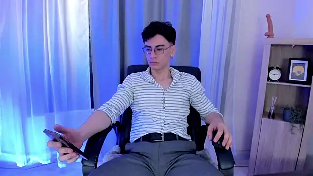 Evans Lubov online show from June 4, 2:01 pm