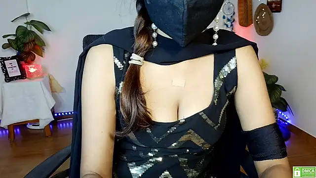 Yalinahotty online show from July 5, 4:19 am