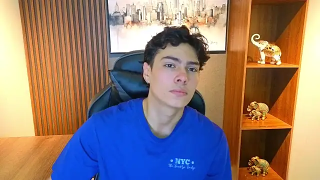 Snapshot of Esteban_Fire chatting on June 1, 12:07 pm Esteban Fire online show from June 1, 12:07 pm
