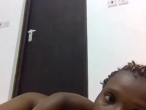 Snapshot of Sexxy_petite1 chatting on June 5, 6:57 pm Sexxy petite1 online show from June 5, 6:57 pm