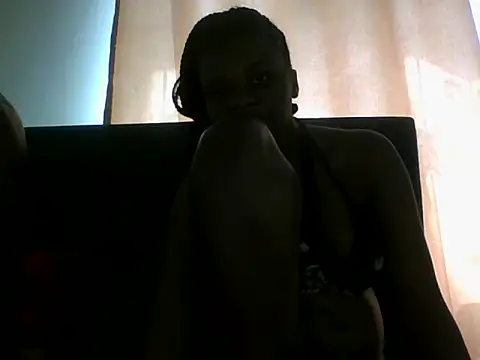 cutelady1 online show from June 11, 10:46 am