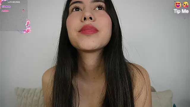 Snapshot of Sweetpussyhot_ chatting on July 17, 10:14 pm Sweetpussyhot online show from July 17, 10:14 pm