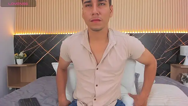 Mauro boy online show from June 4, 7:20 pm