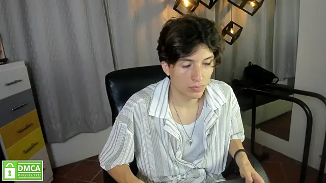 Marcoviolet online show from July 24, 10:30 pm