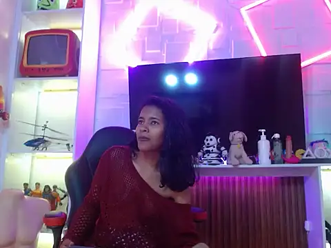 Snapshot of _QueenMarilyn chatting on June 8, 7:14 pm QueenMarilyn online show from June 8, 7:14 pm