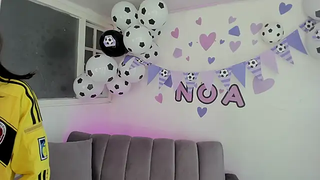 Snapshot of Noa_bunny_ chatting on June 12, 9:25 pm Noa bunny online show from June 12, 9:25 pm