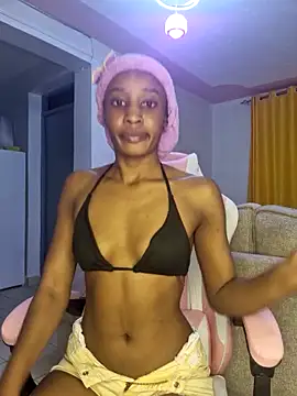 Snapshot of kiki_sexxy chatting on June 10, 3:22 pm kiki sexxy online show from June 10, 3:22 pm