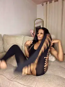 kiki sexxy online show from June 27, 8:03 pm