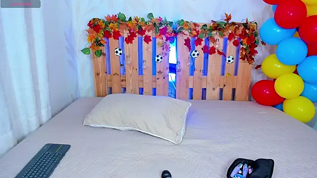 Snapshot of dayana_precious chatting on June 25, 9:08 pm dayana precious online show from June 25, 9:08 pm