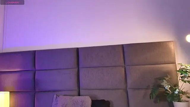AshleyMonroee   online show from July 30, 2:49 pm